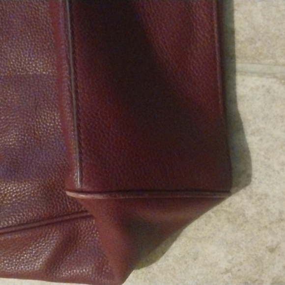 Tory Burch Burgundy Chelsea Chain Hobo Large Tote Imperial Garnet Purse/Bag - Picture 10 of 12